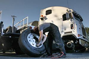 semi-truck-tire-repair