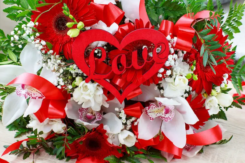 valentine's day flowers delivery Dubai