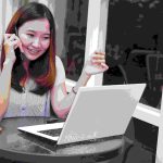 asian-business-woman-calling-at-