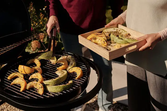 7 Easy Steps to Amp Up Your Backyard BBQ Experience