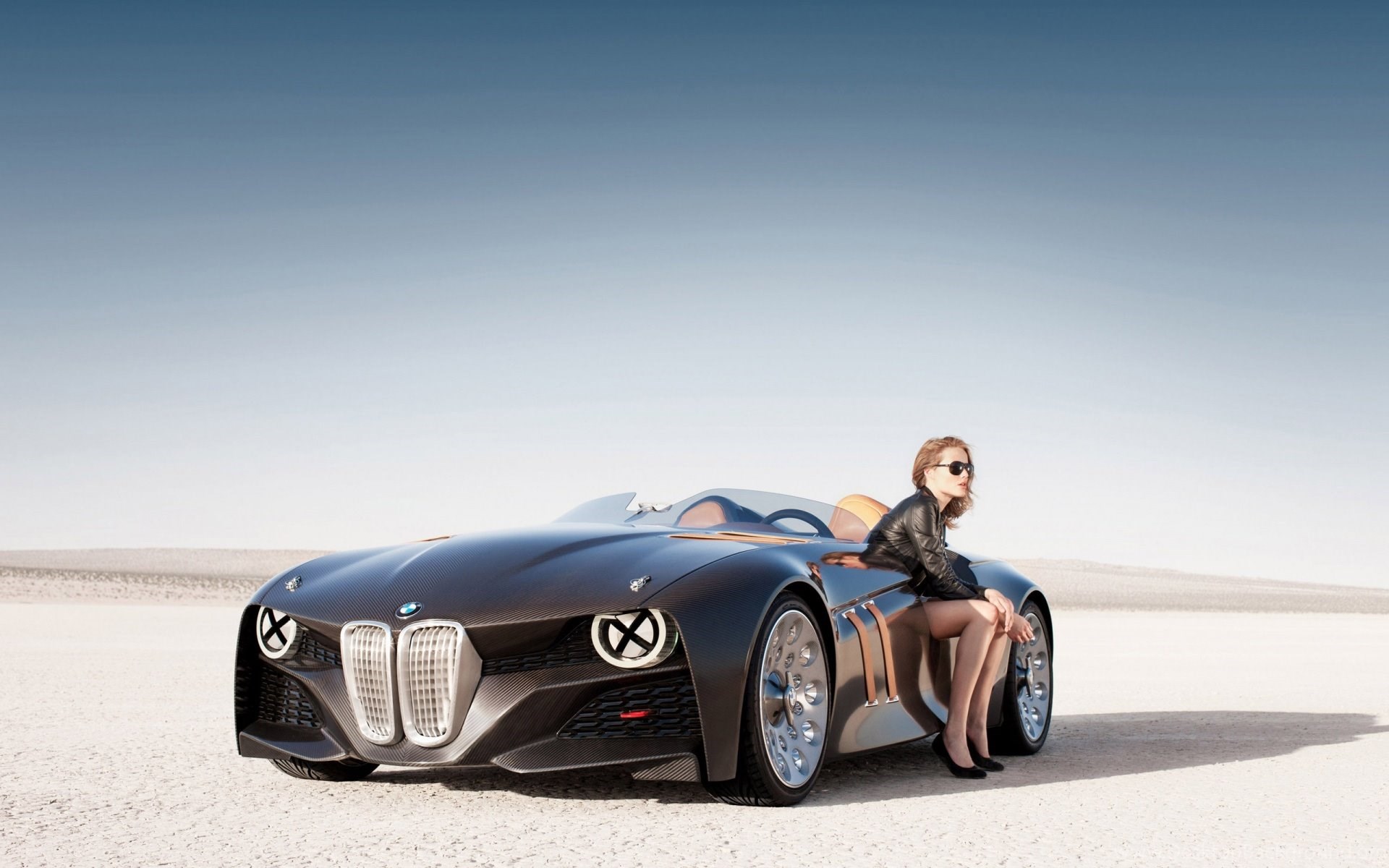 990037_bmw-cars-and-girls-hd-wallpapers-widescreen-1920x1200_1920x1200_h