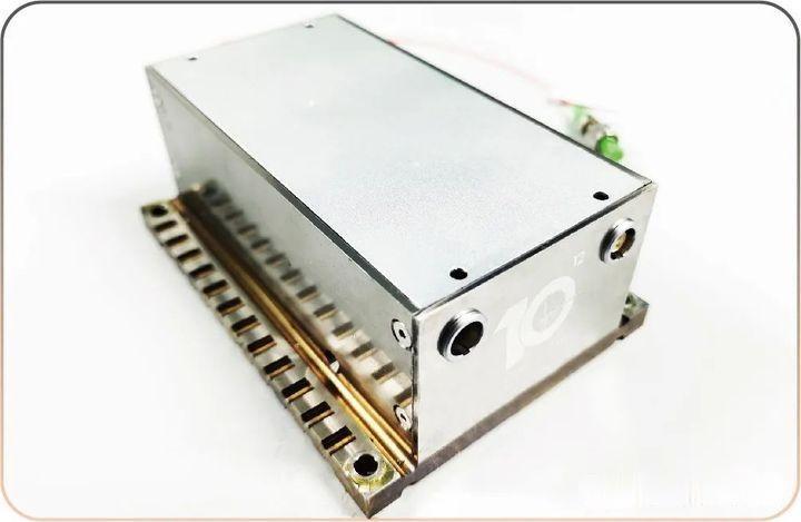 Optical delay line used in terahertz time domain spectroscopy