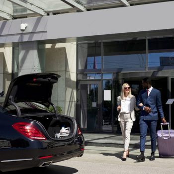 choosing-the-right-hotel-chauffeur-service-what-to-look-for