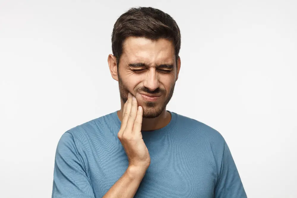 What to Do About Throbbing Pain After Dental Implant Placement