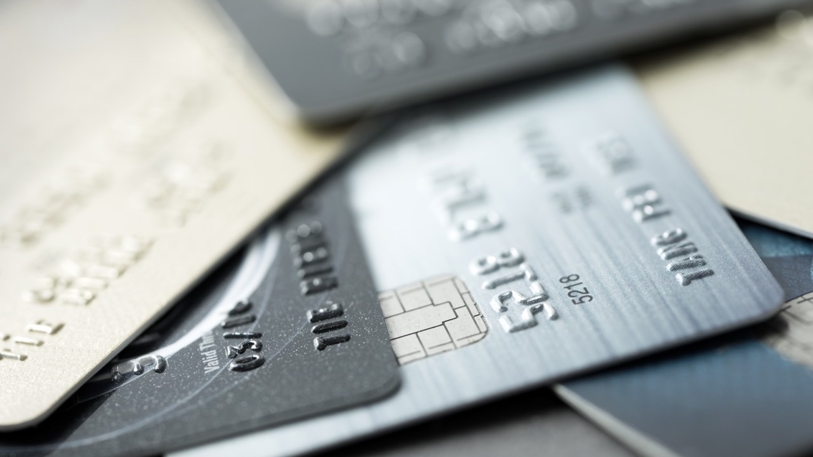 credit-cards-silver-black-point-hacks