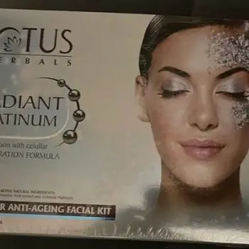 Lotus Anti-Ageing Facial Kit