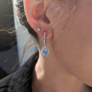 diamond stud earrings,