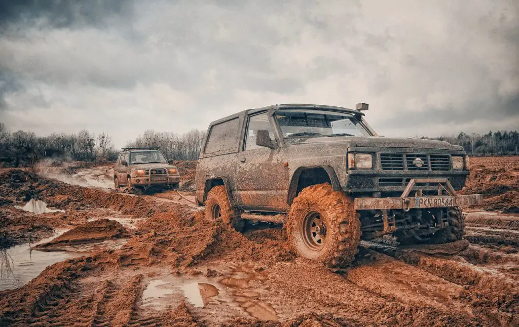 Off-Road-Recovery-Tow-Truck-1024x646