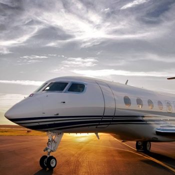 Private charter jet