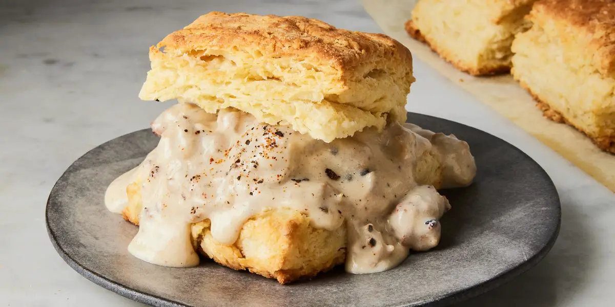 biscuits-gravy-index-6579f8aa0bcf6