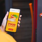Food-Delivery-Apps-in-Revolutionizing-the-Food-Sectors