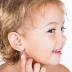 ear-piercing-child (1)