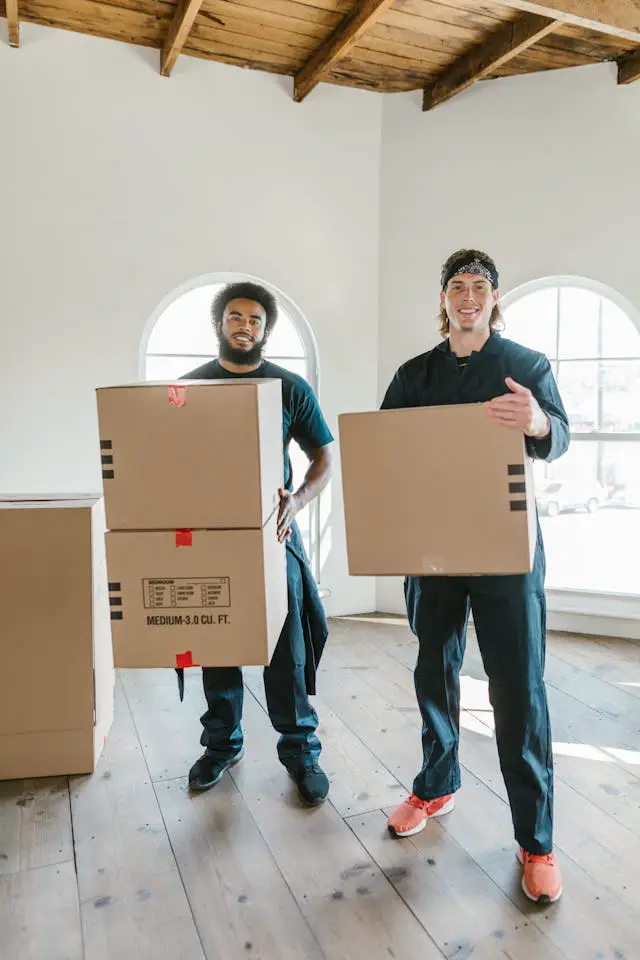 4 Reasons to Hiring Packing Services for Your Next Move